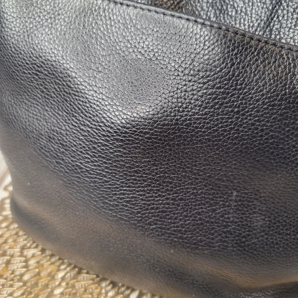 Michael Kors tote leather bag - Picture 10 of 12